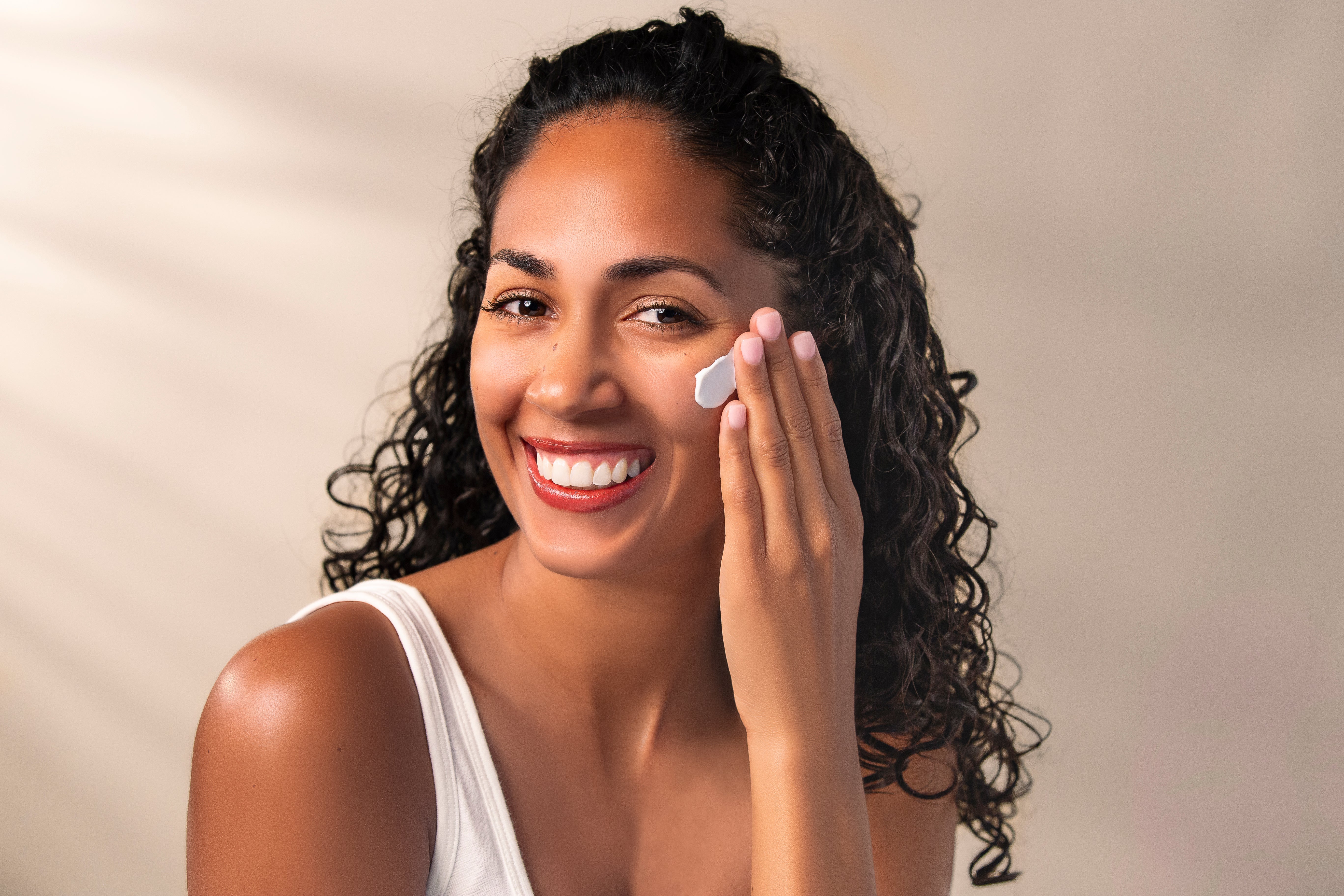 5 Worthy New Year’s Resolutions for Glowing Skin in 2023