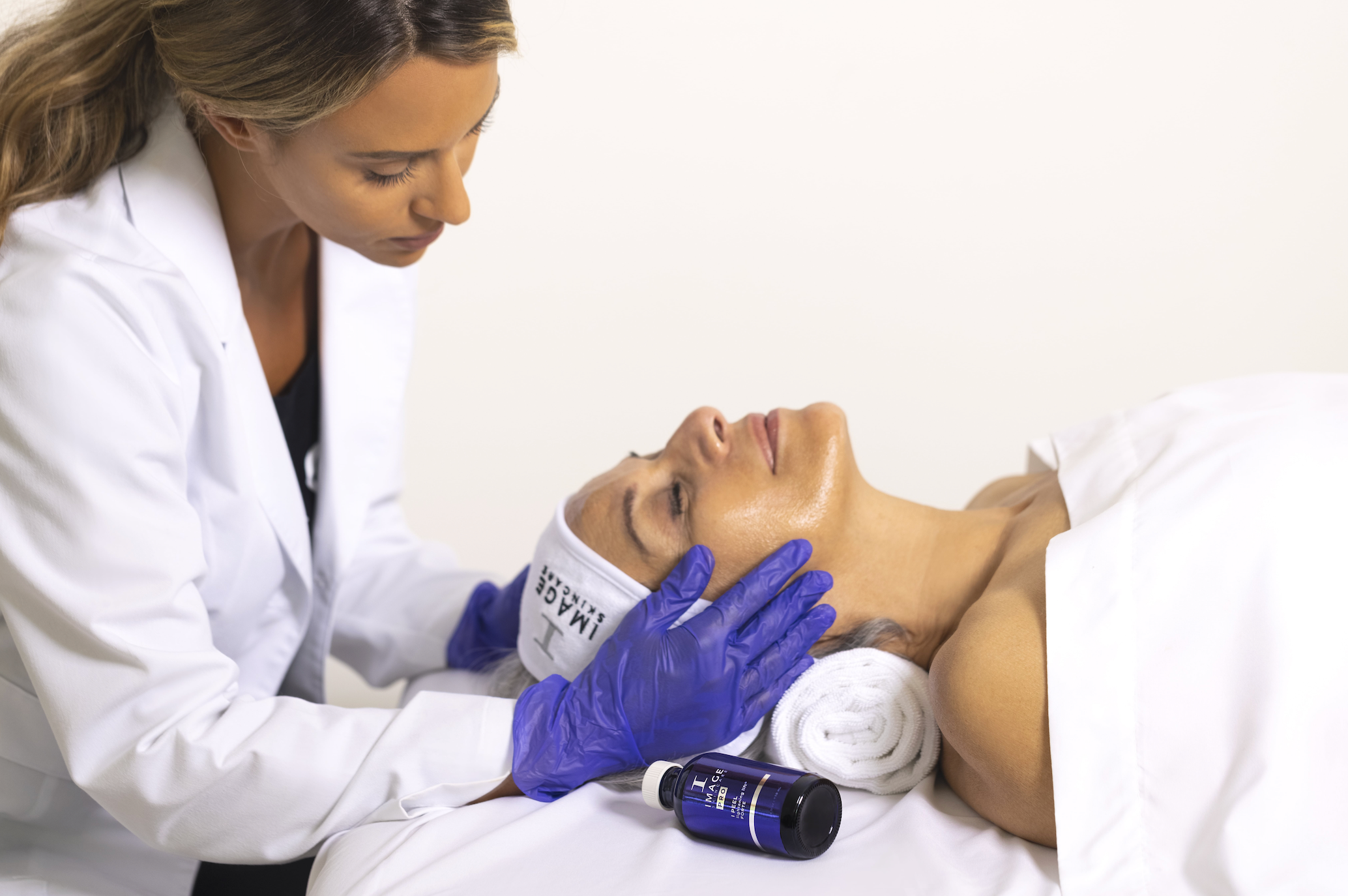 Treat your Clients with a Clinical, Results-Driven Skincare Brand