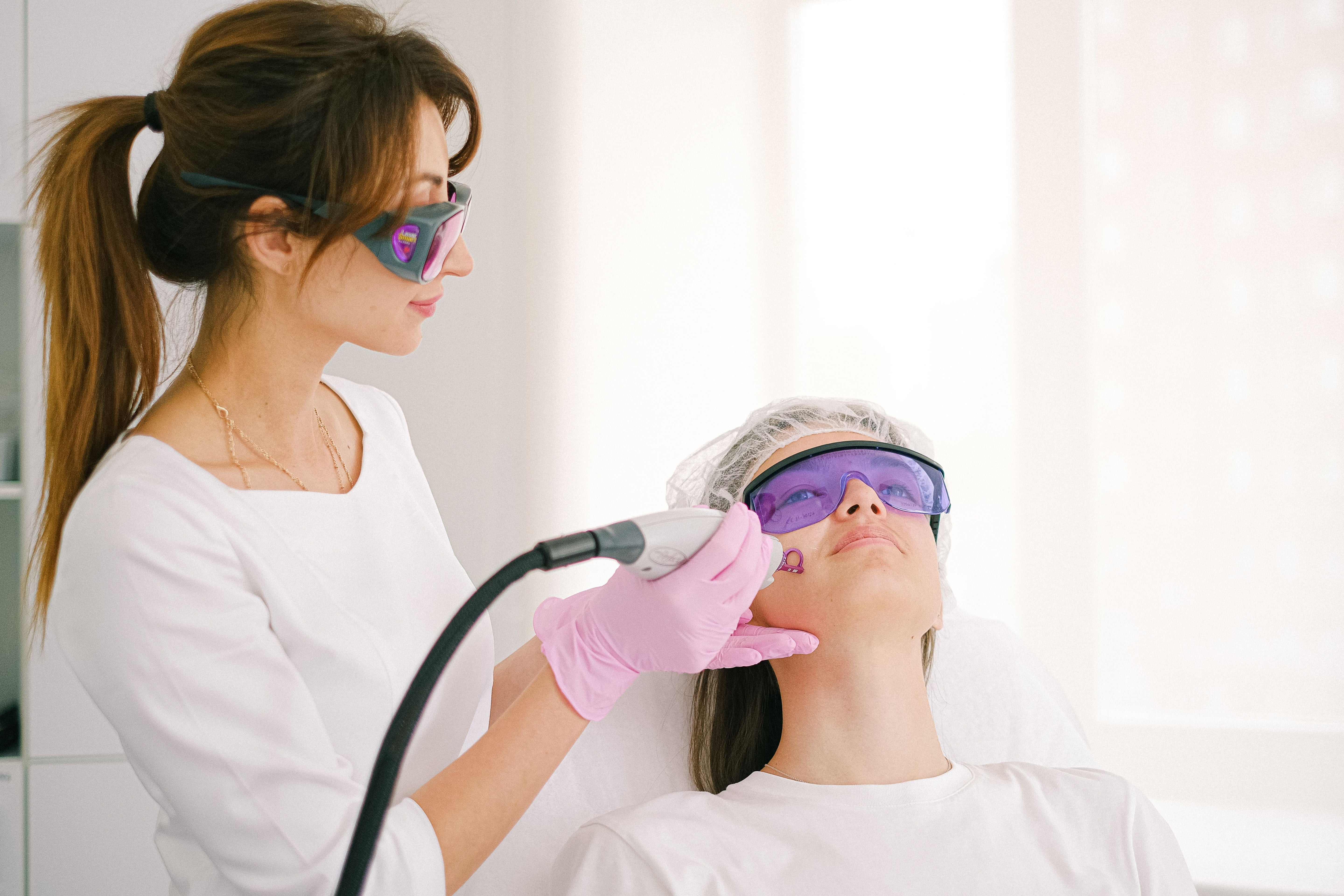 Post-Laser Skincare: How to Heal Faster (According to Pros)