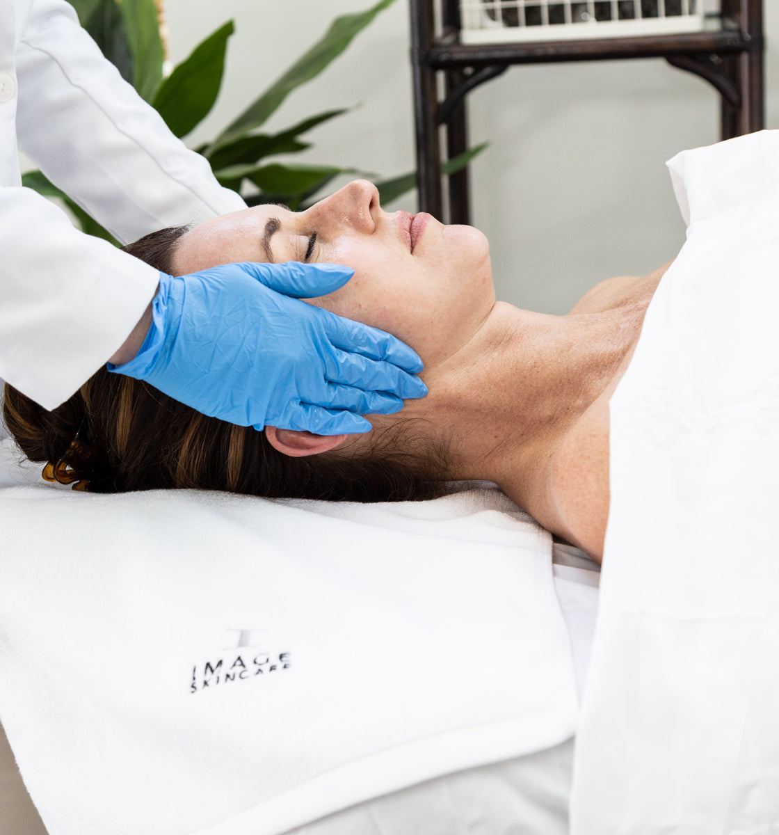 Tailor Treatments & Create Completely Customisable Skincare Routines for Your Clients