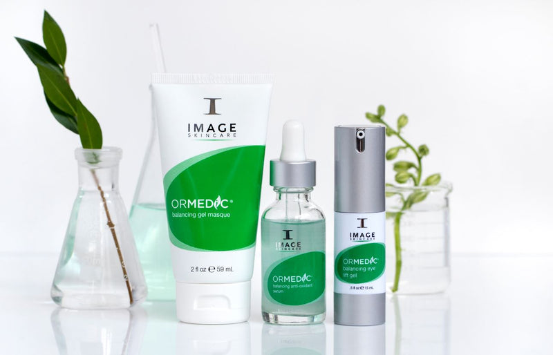 This Is What Green Tea and Aloe Vera Can Do for Your Skin