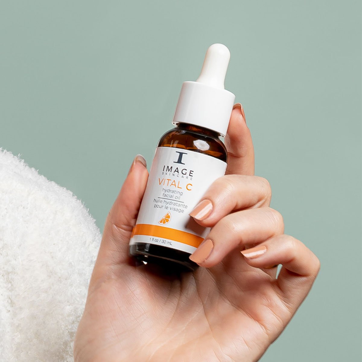 VITAL C hydrating facial oil - Image Skincare Australia